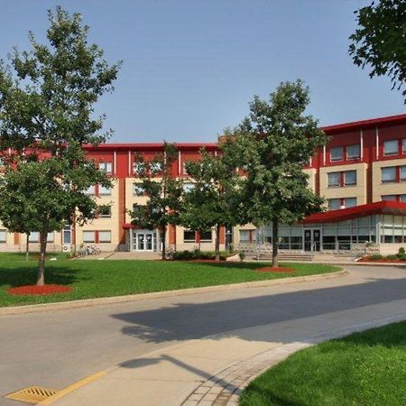 Residence&Conference Centre - Oakville Exterior foto
